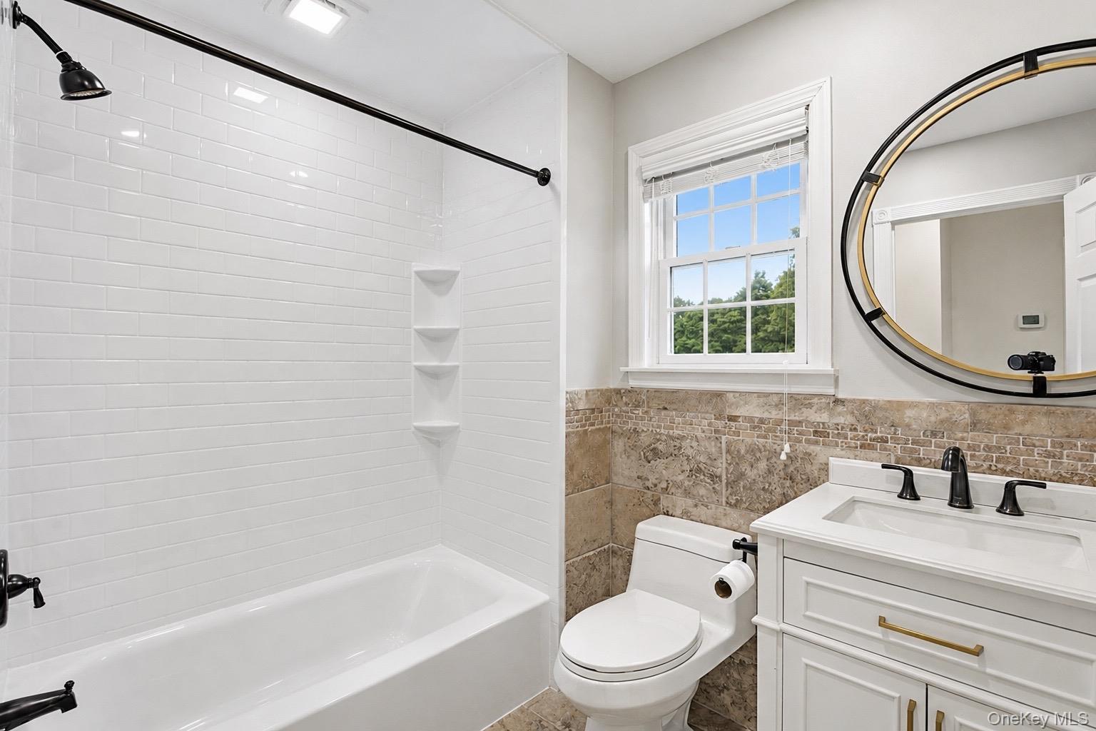 Single Family Fulton Boulevard  Suffolk County, NY 11725, MLS-1047230-18