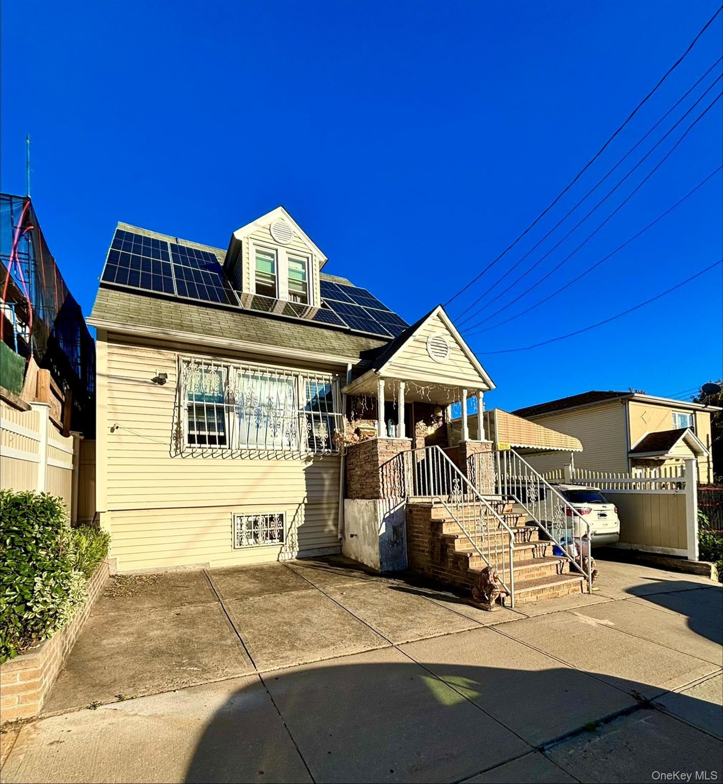 Single Family Paulding Avenue Bronx, NY 10469, MLS-1047245-2