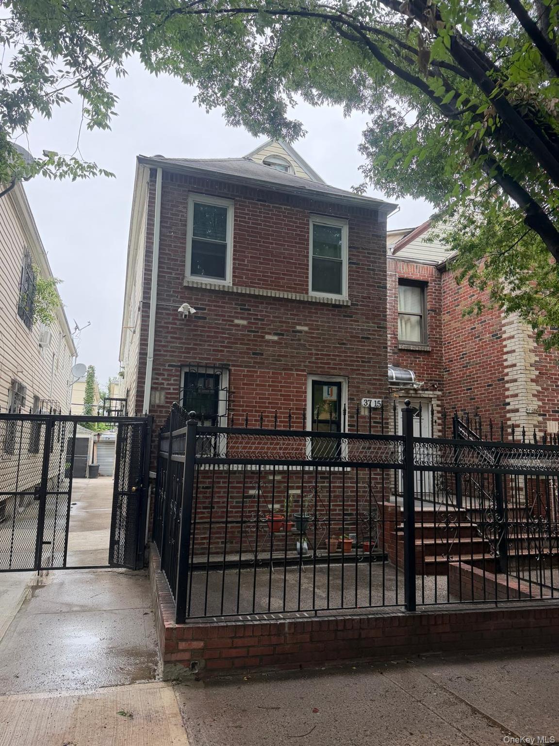 Single Family 94th Street Queens, NY 11372, MLS-1047259-12
