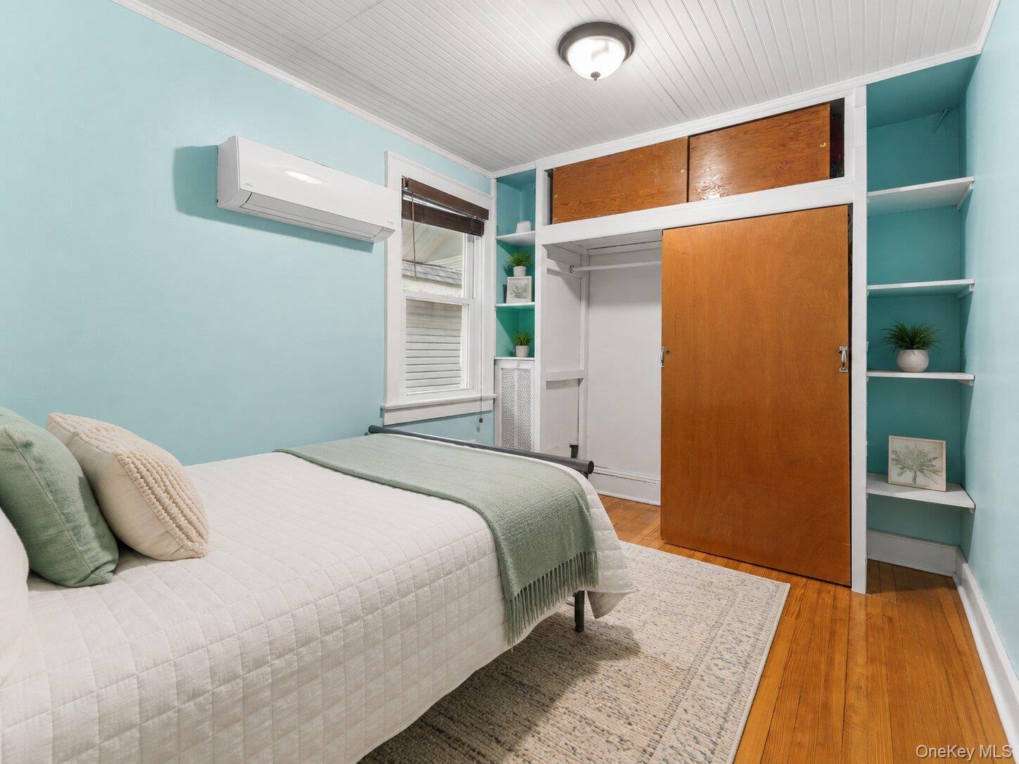 Single Family 121st Street Queens, NY 11420, MLS-1047284-18
