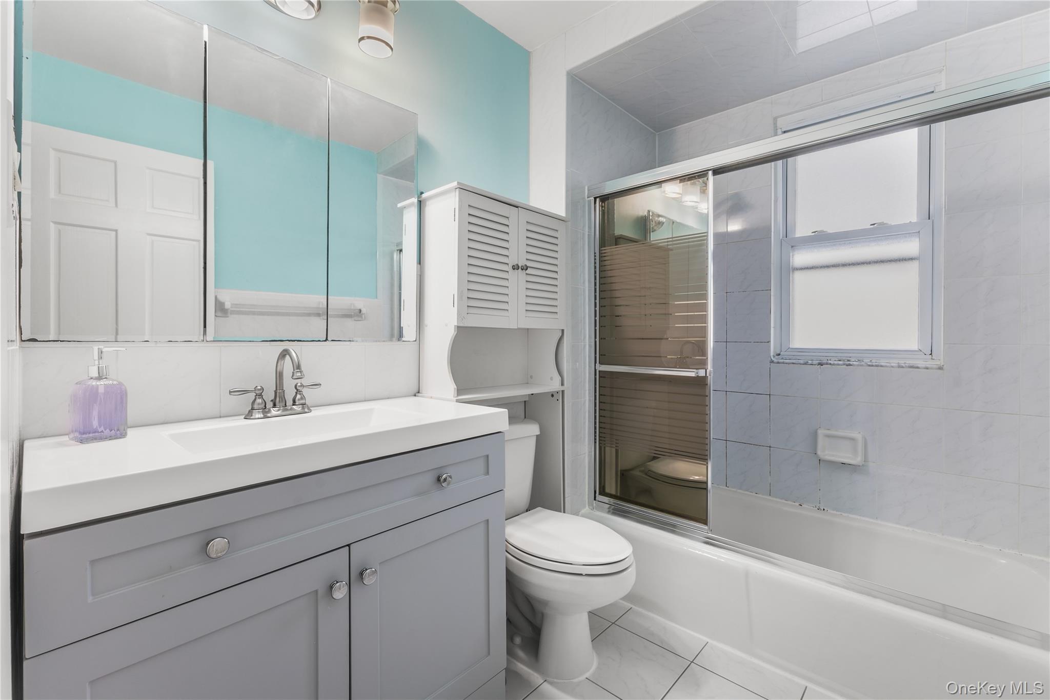 Single Family 121st Street Queens, NY 11420, MLS-1047284-23