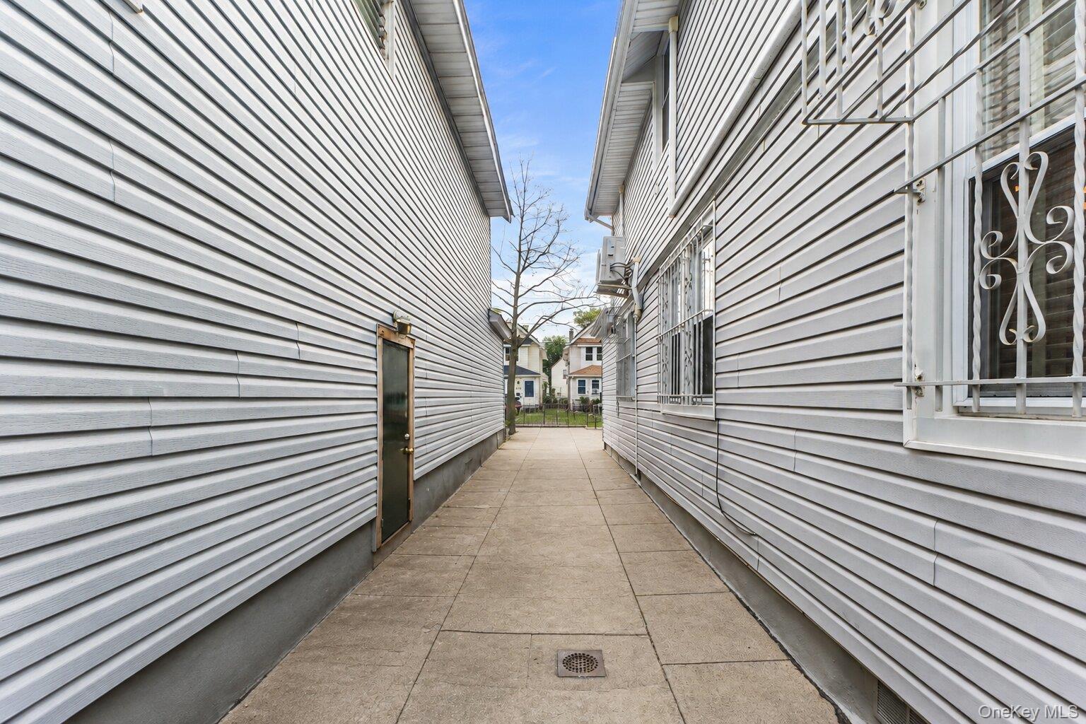 Single Family 121st Street Queens, NY 11420, MLS-1047284-24