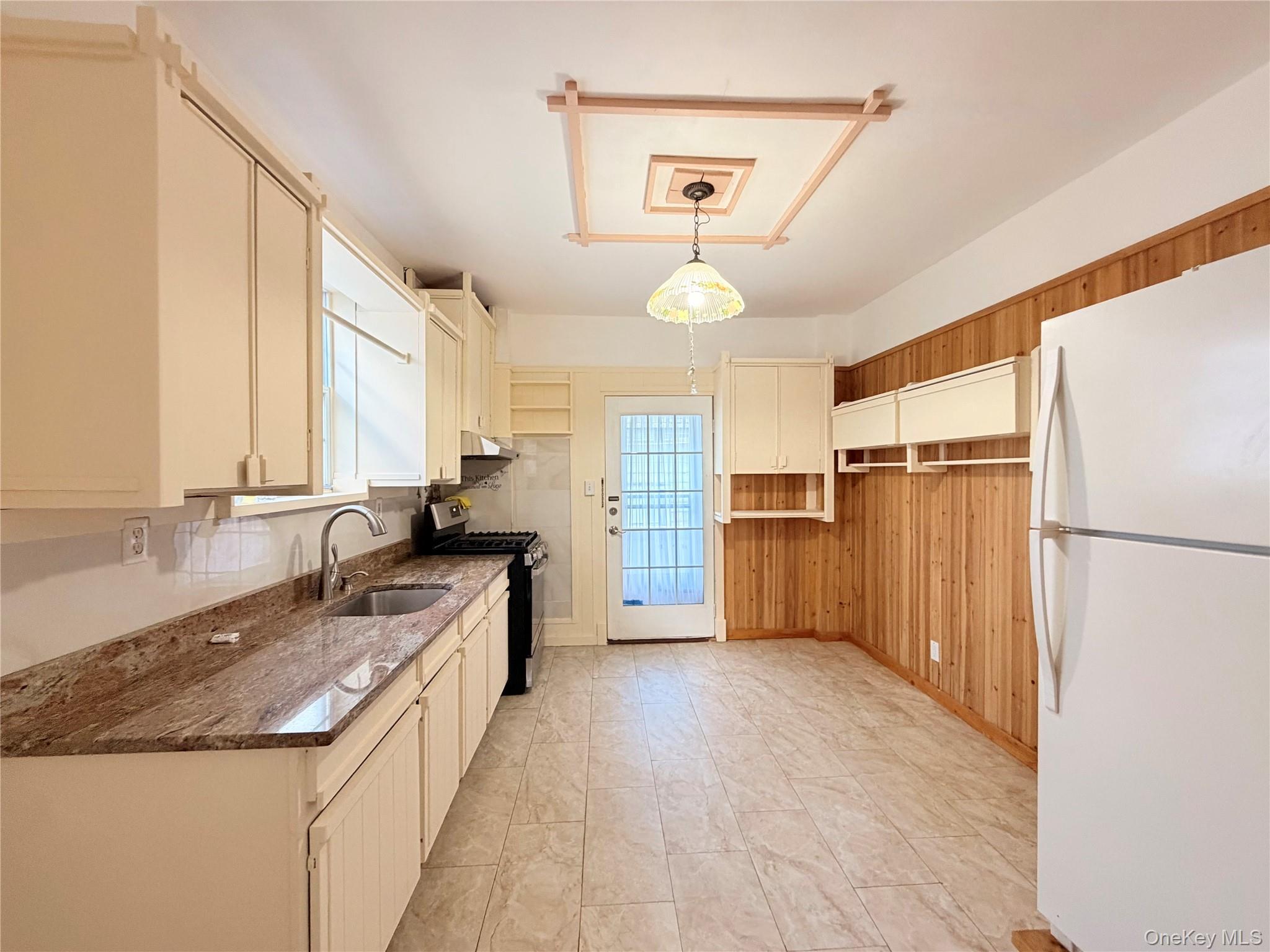 Single Family Academy Avenue  Orange County, NY 10940, MLS-1047286-7