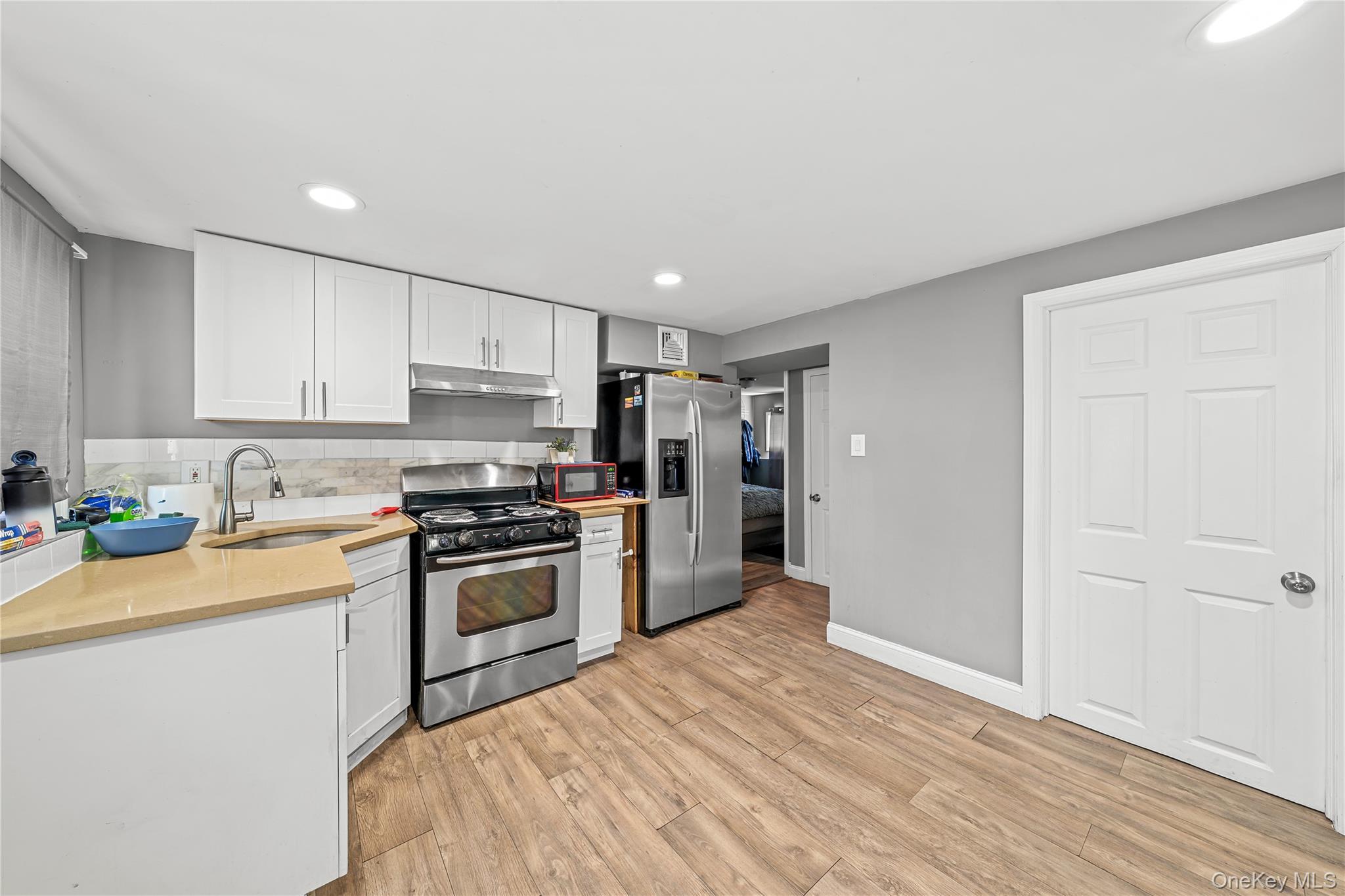 Single Family Bushwick Avenue Suffolk County, NY 11722, MLS-1047295-18