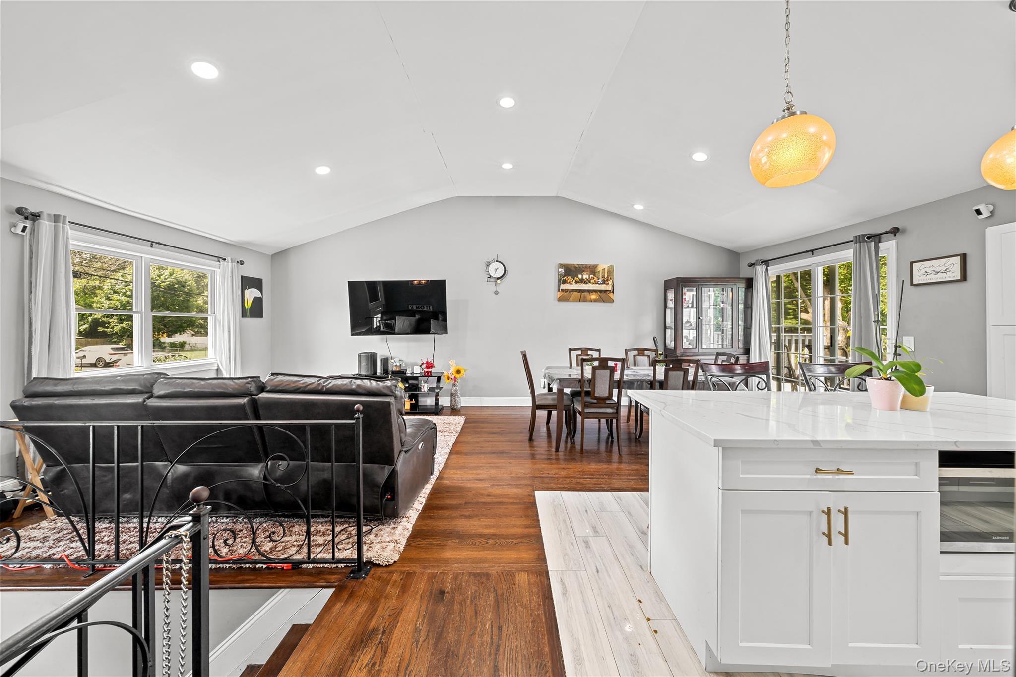 Single Family Bushwick Avenue Suffolk County, NY 11722, MLS-1047295-5