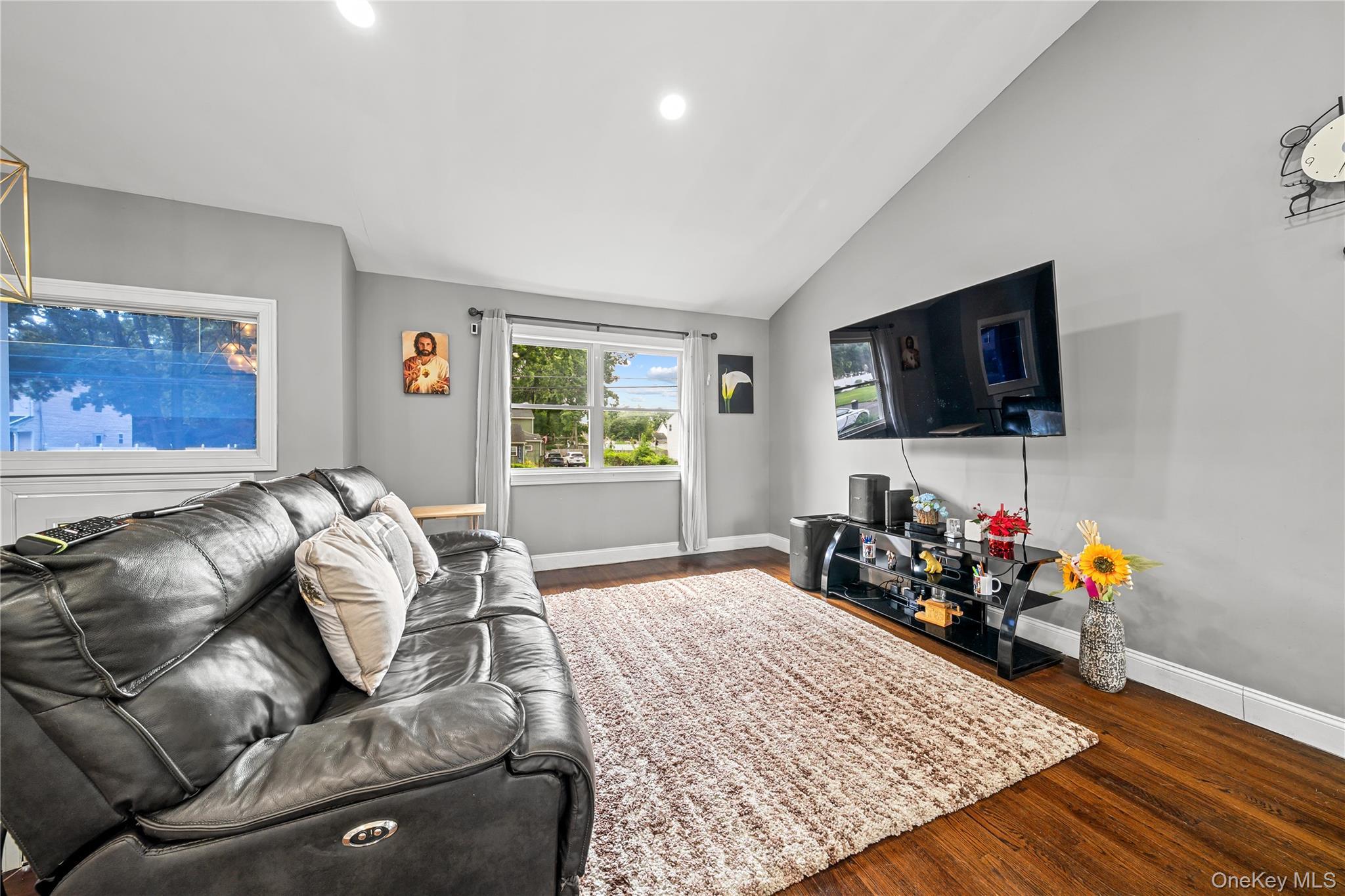 Single Family Bushwick Avenue Suffolk County, NY 11722, MLS-1047295-9