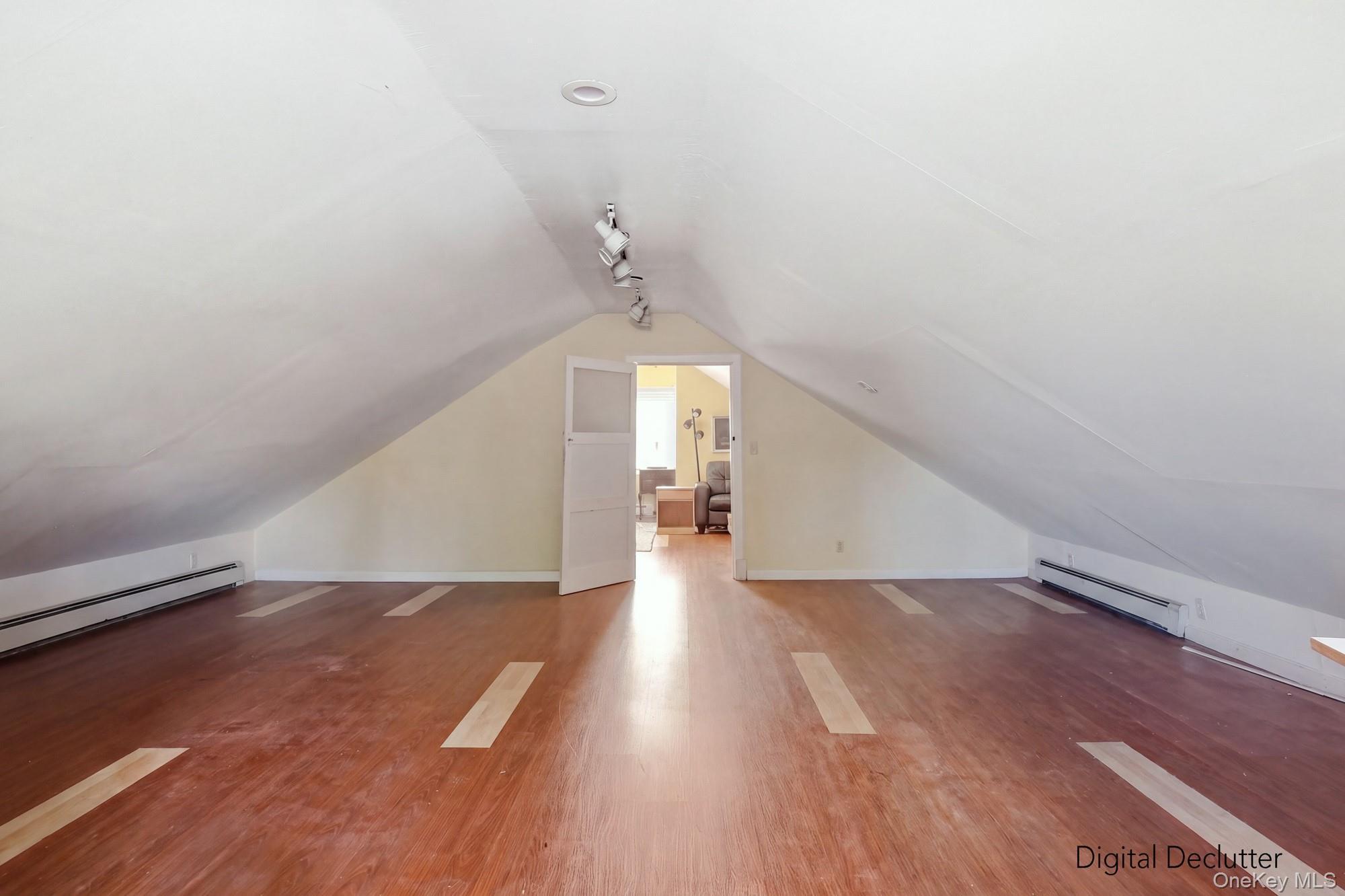 Single Family W Hoffman Avenue Suffolk County, NY 11757, MLS-1047312-25