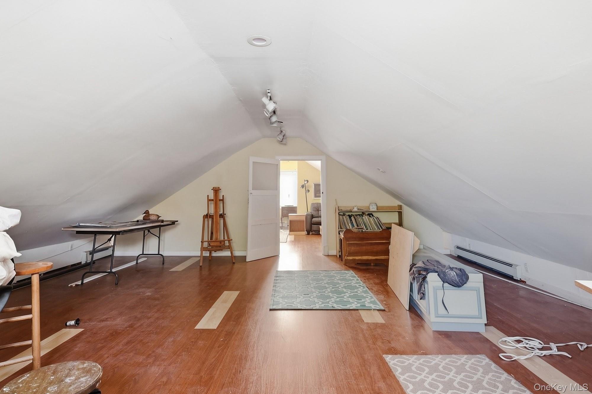 Single Family W Hoffman Avenue Suffolk County, NY 11757, MLS-1047312-26