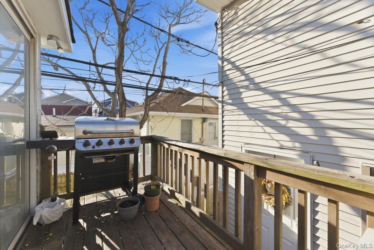 Single Family Virginia Avenue  Nassau County, NY 11561, MLS-1047315-13