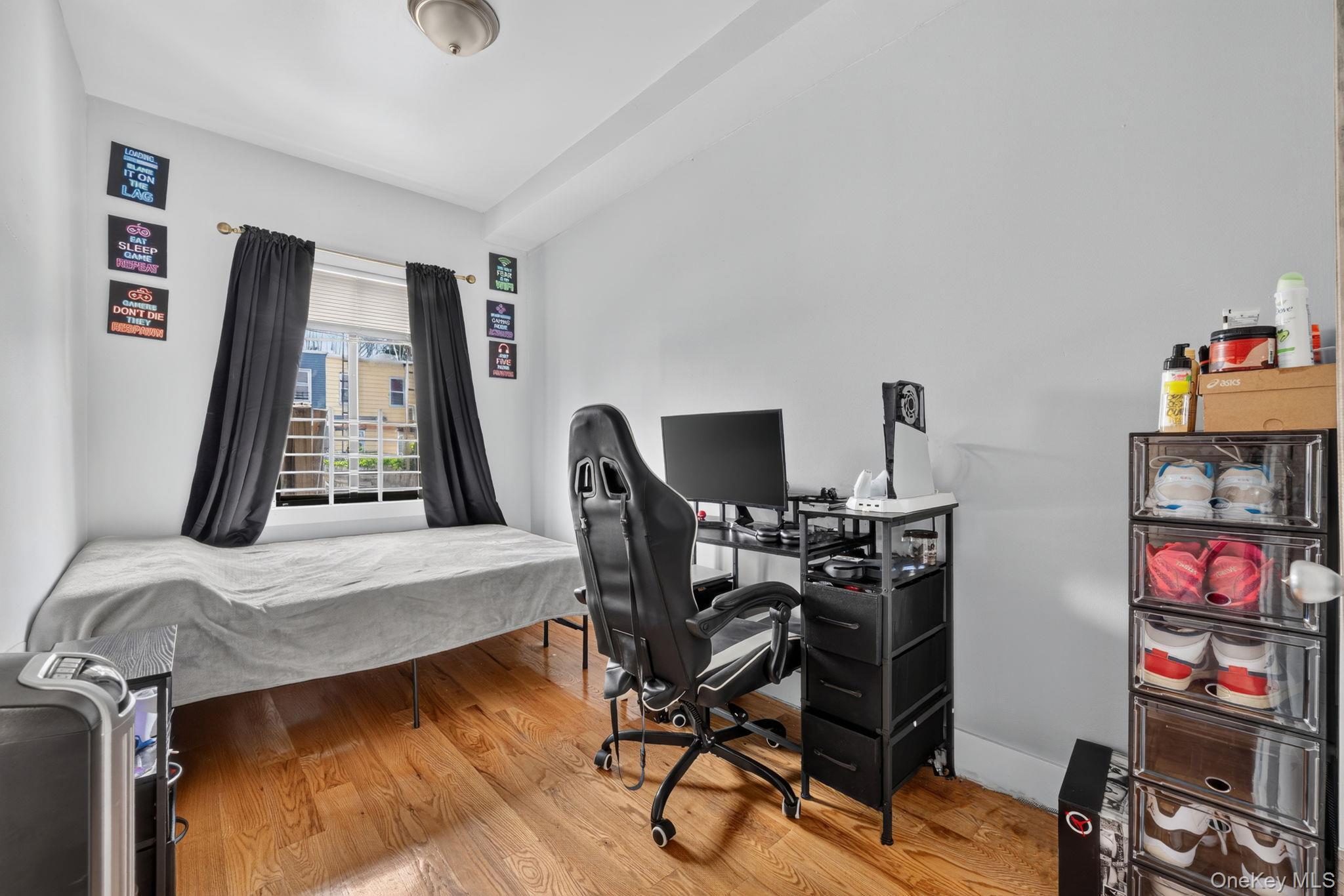 Single Family E 94th Street  Brooklyn, NY 11236, MLS-1047321-6