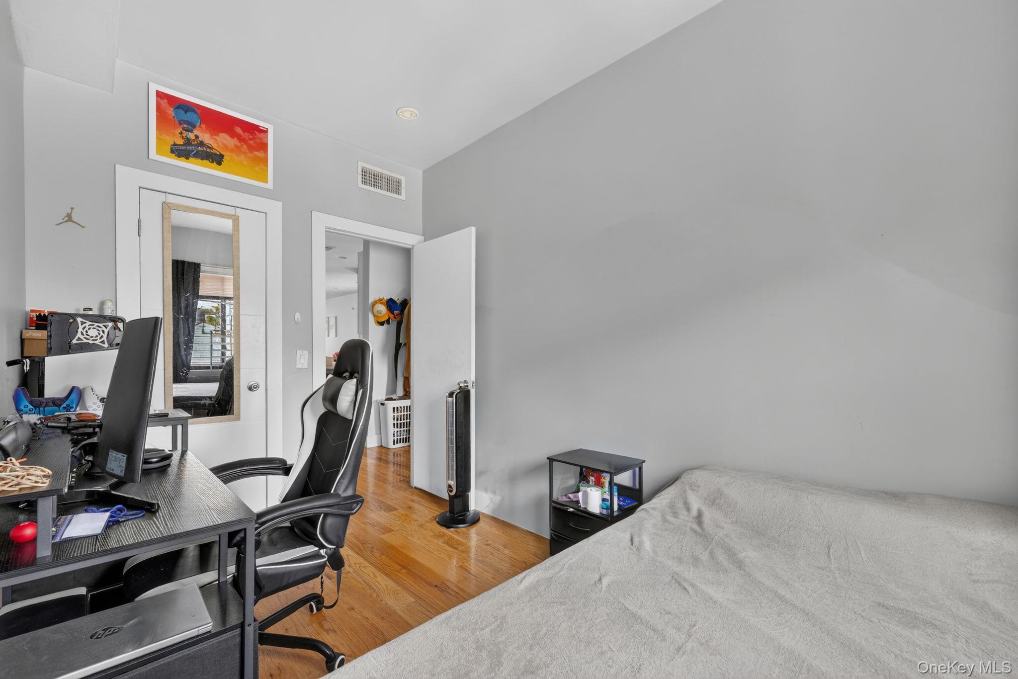 Single Family E 94th Street  Brooklyn, NY 11236, MLS-1047321-7