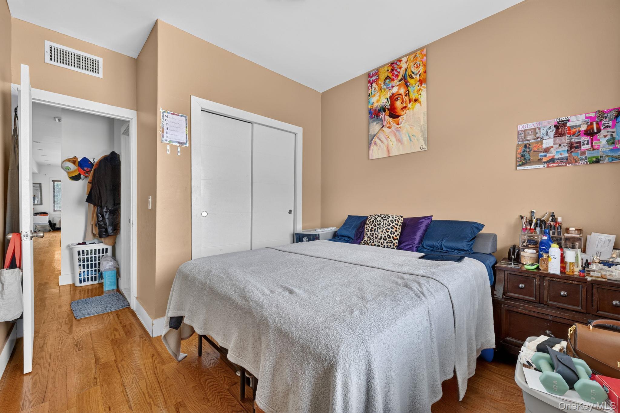 Single Family E 94th Street  Brooklyn, NY 11236, MLS-1047321-9