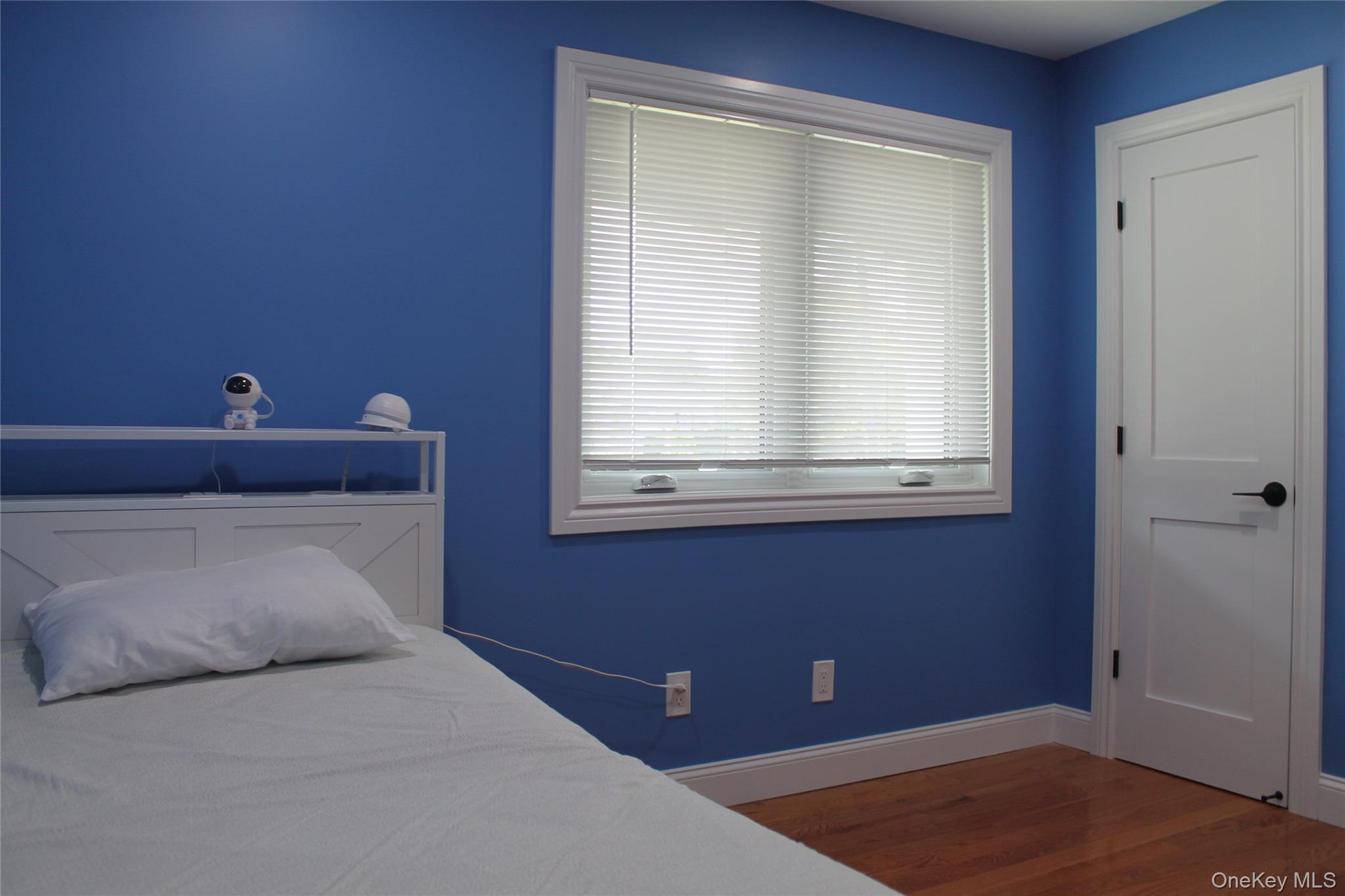 Single Family Spur Drive N  Suffolk County, NY 11706, MLS-1047326-23
