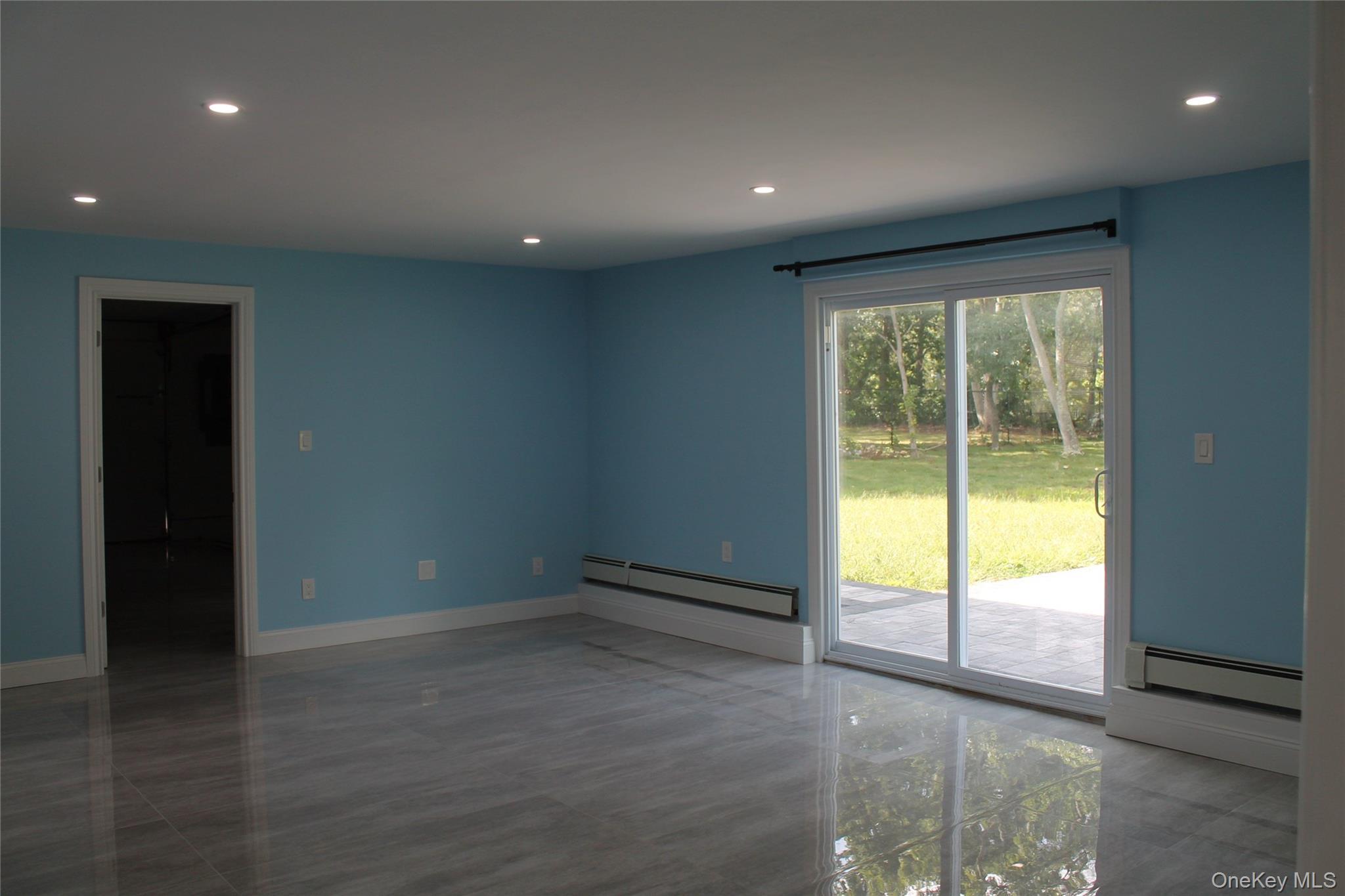 Single Family Spur Drive N  Suffolk County, NY 11706, MLS-1047326-29