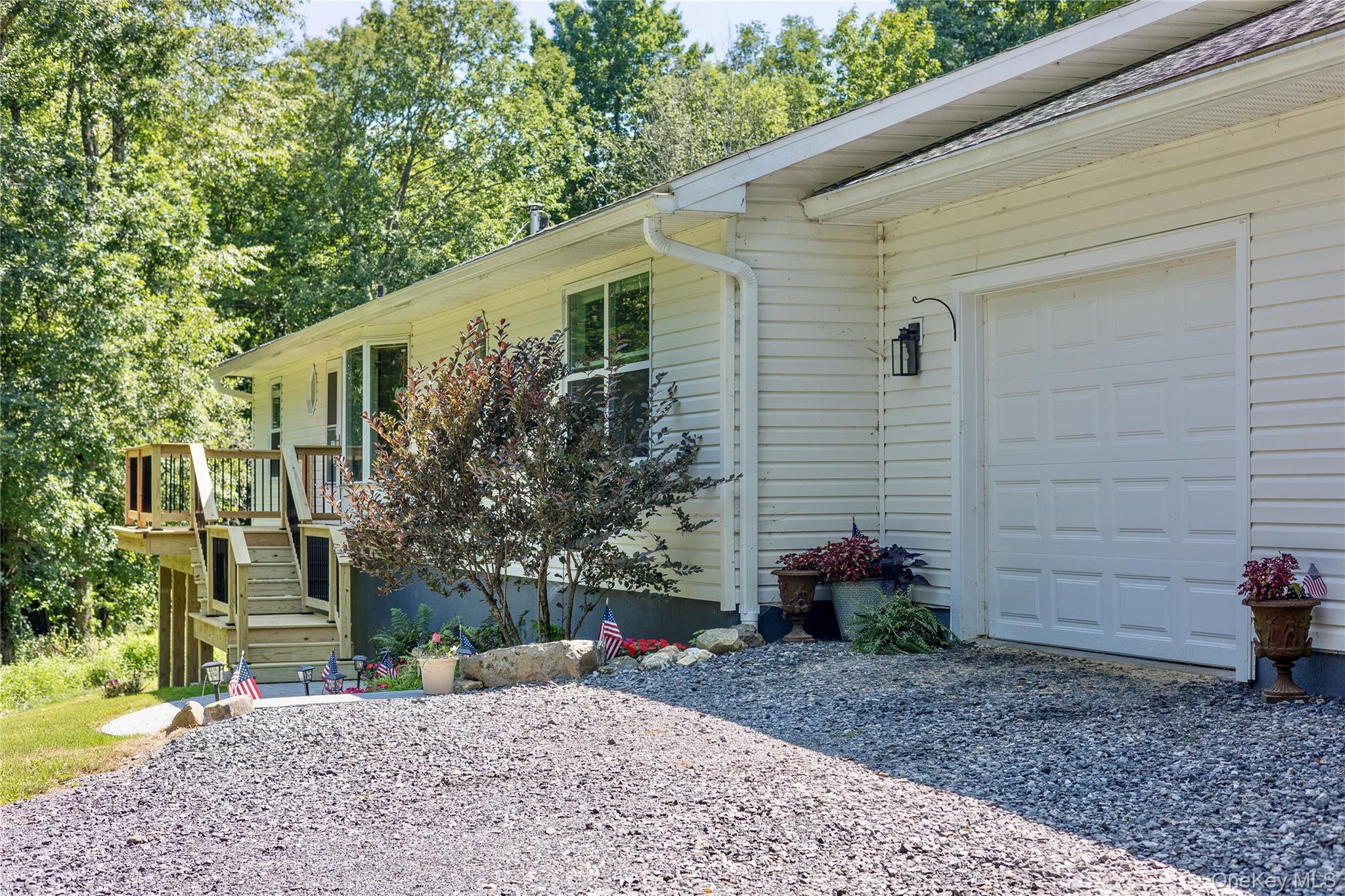 Single Family Briarwood Lane  Dutchess County, NY 12546, MLS-1047331-3