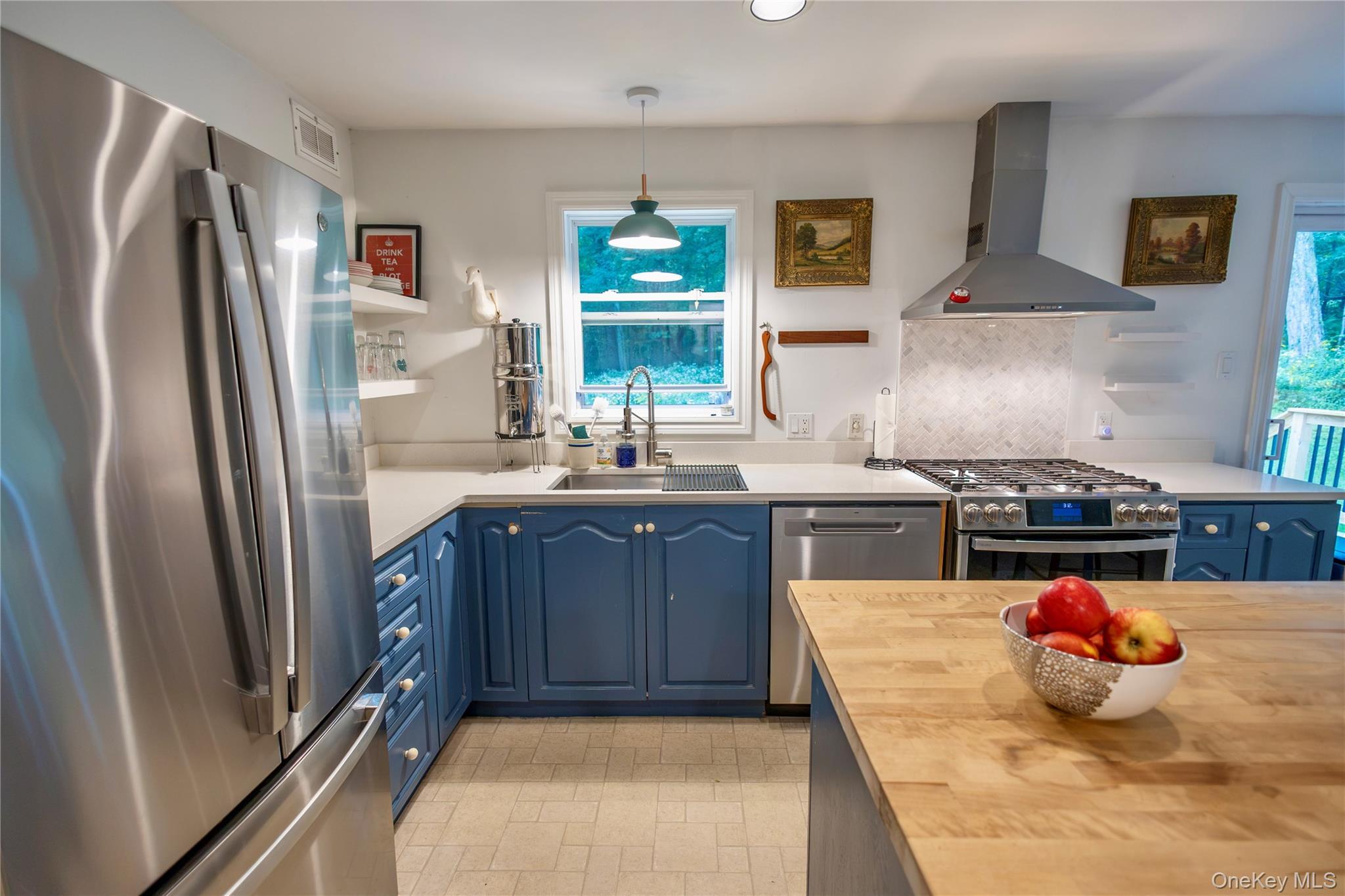 Single Family Briarwood Lane  Dutchess County, NY 12546, MLS-1047331-9