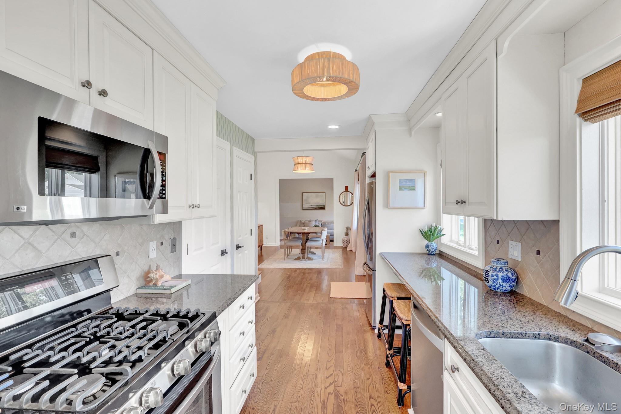 Single Family Washington Avenue  Suffolk County, NY 11796, MLS-1047335-11