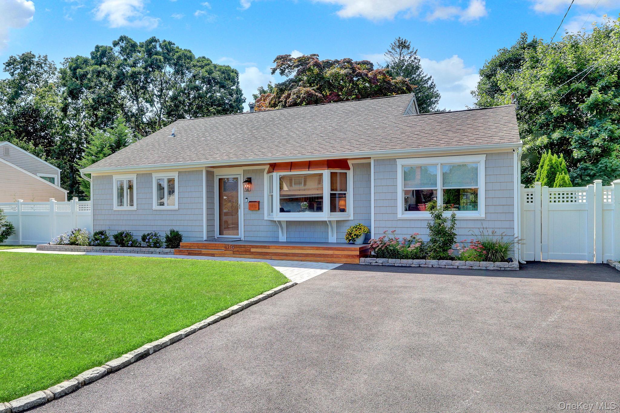 Single Family Washington Avenue  Suffolk County, NY 11796, MLS-1047335-3