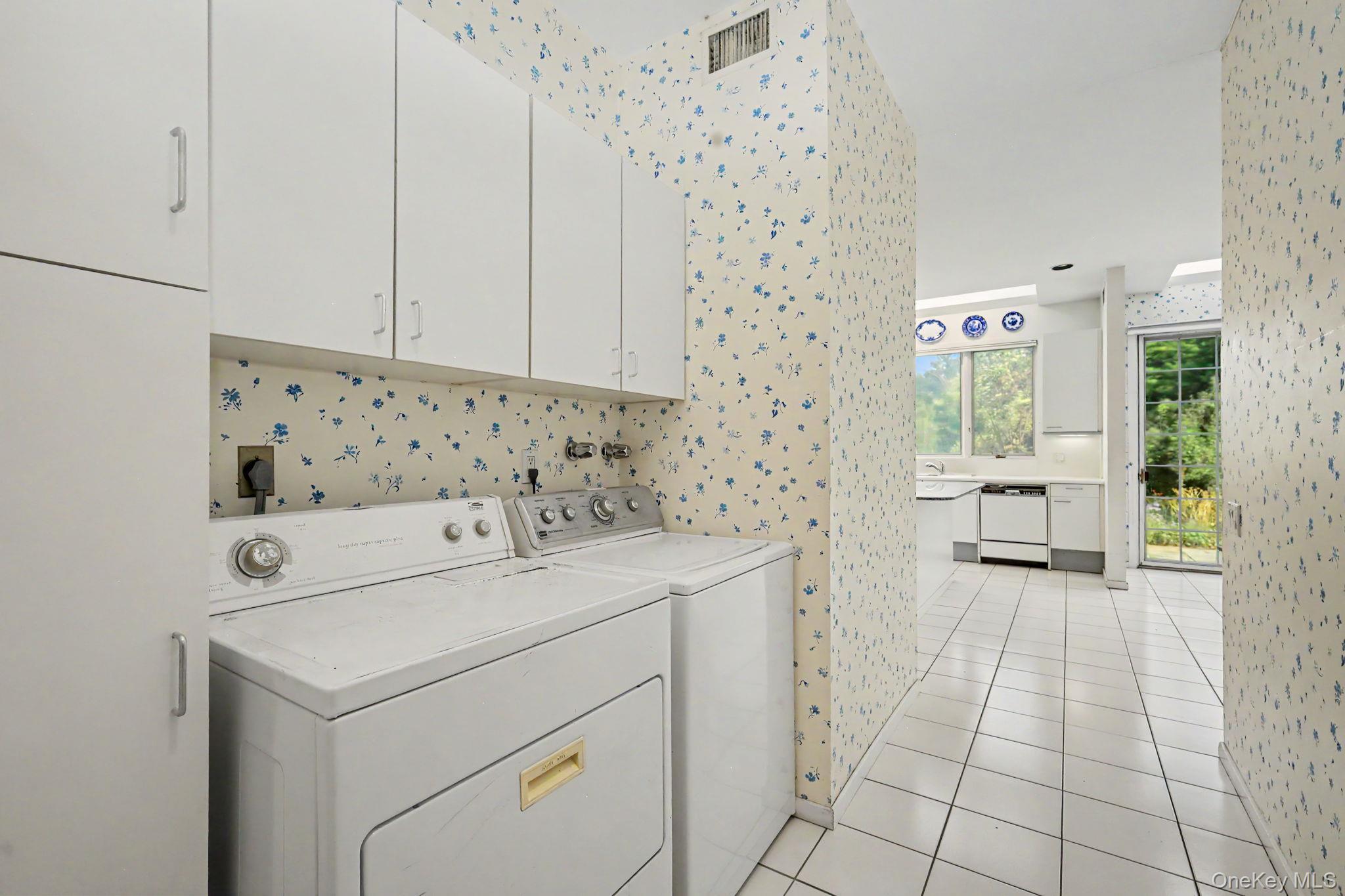 Single Family Pondview W  Westchester County, NY 10577, MLS-1047338-23