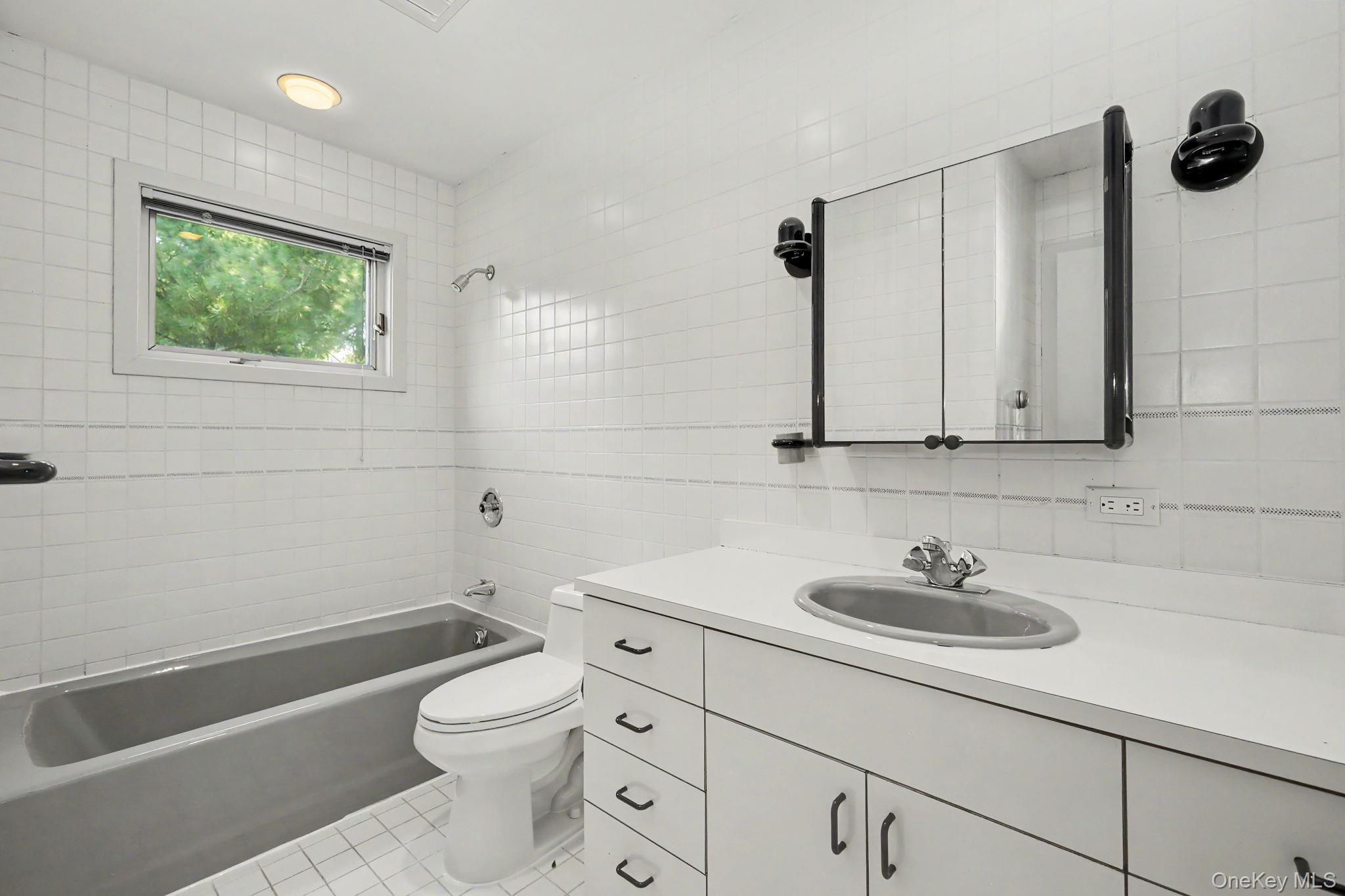 Single Family Pondview W  Westchester County, NY 10577, MLS-1047338-34