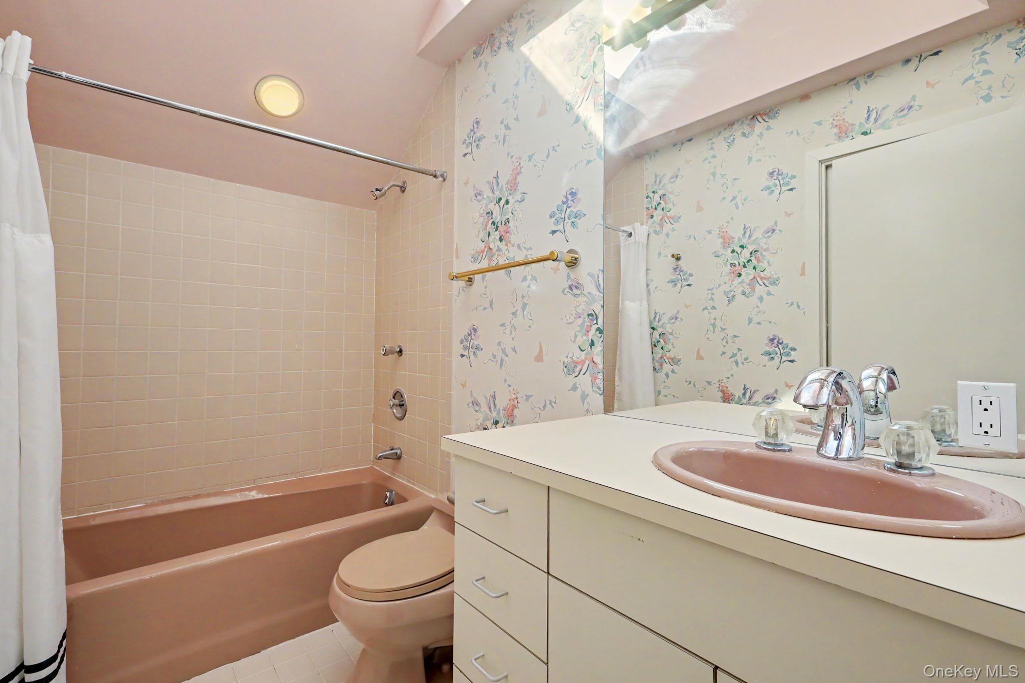 Single Family Pondview W  Westchester County, NY 10577, MLS-1047338-36