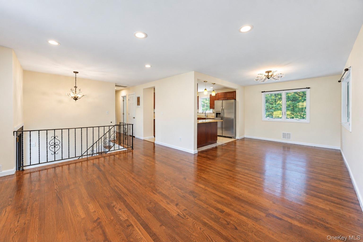 Single Family Smithtown Polk Boulevard  Suffolk County, NY 11720, MLS-1047339-13