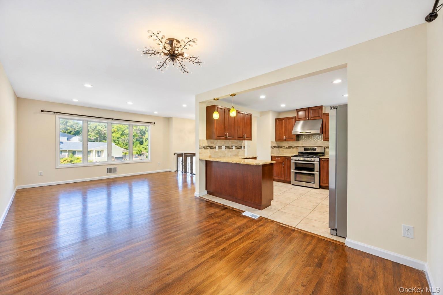 Single Family Smithtown Polk Boulevard  Suffolk County, NY 11720, MLS-1047339-16