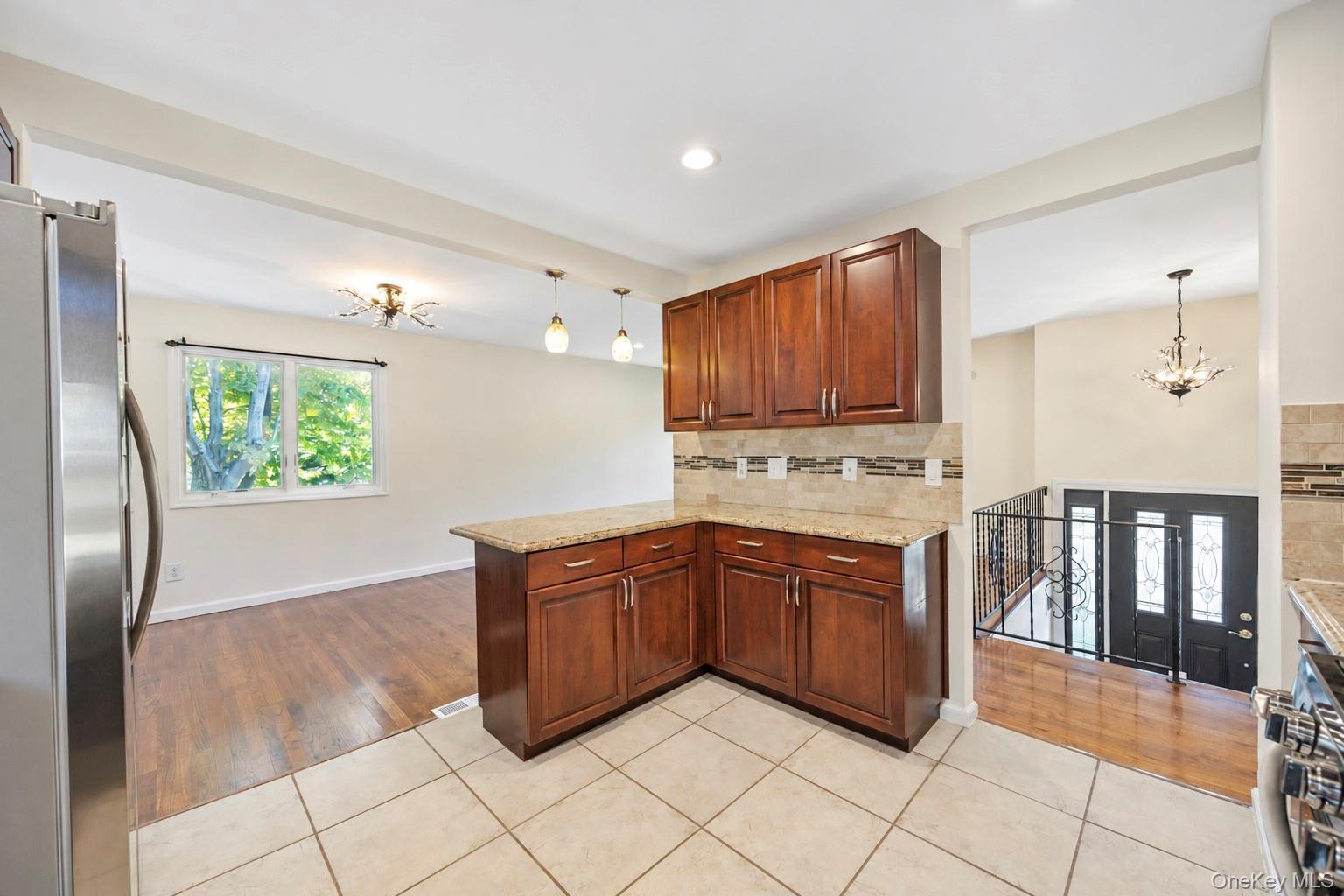 Single Family Smithtown Polk Boulevard  Suffolk County, NY 11720, MLS-1047339-22