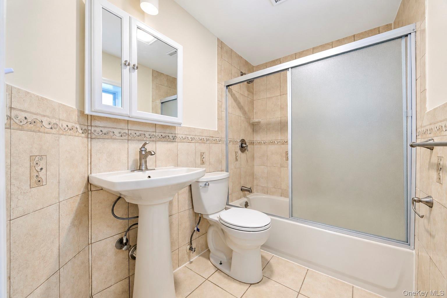 Single Family Smithtown Polk Boulevard  Suffolk County, NY 11720, MLS-1047339-29