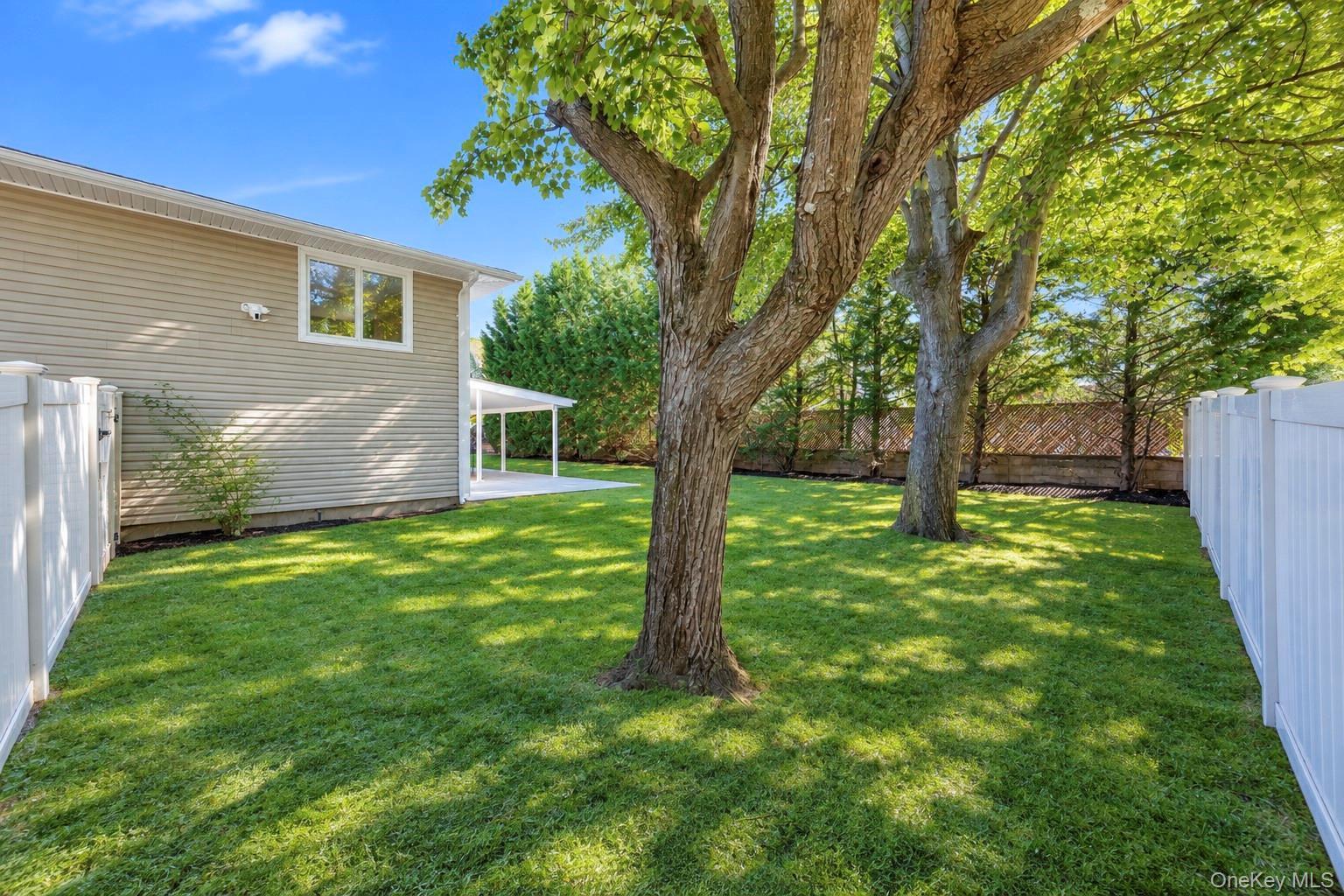 Single Family Smithtown Polk Boulevard  Suffolk County, NY 11720, MLS-1047339-5