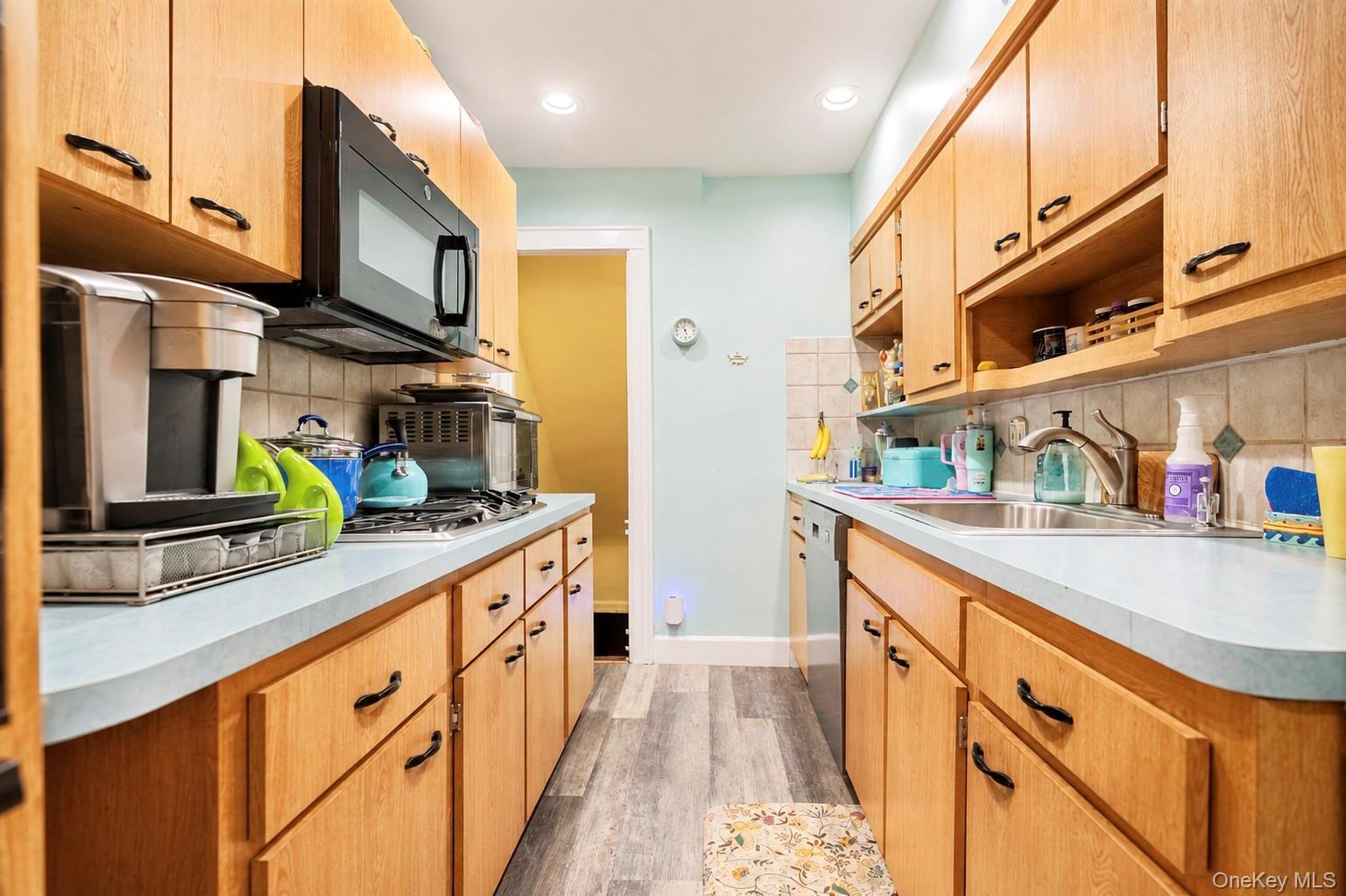 Single Family 150th Street Queens, NY 11354, MLS-1047342-18
