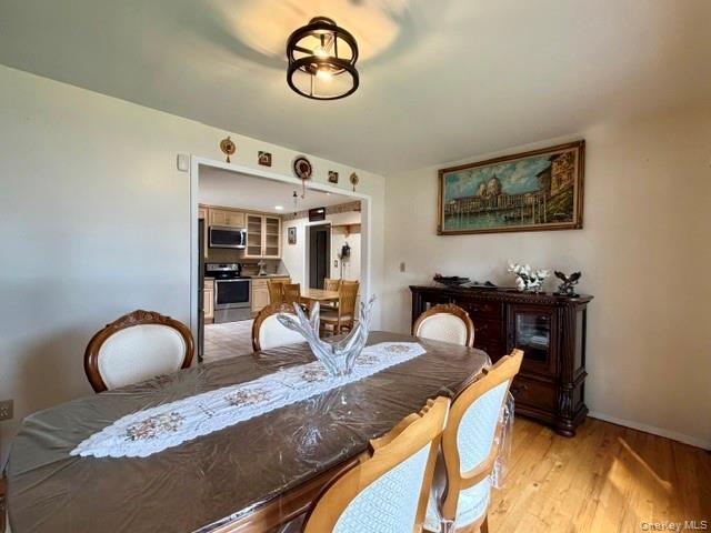 Single Family Jersey Street Suffolk County, NY 11729, MLS-1047348-15