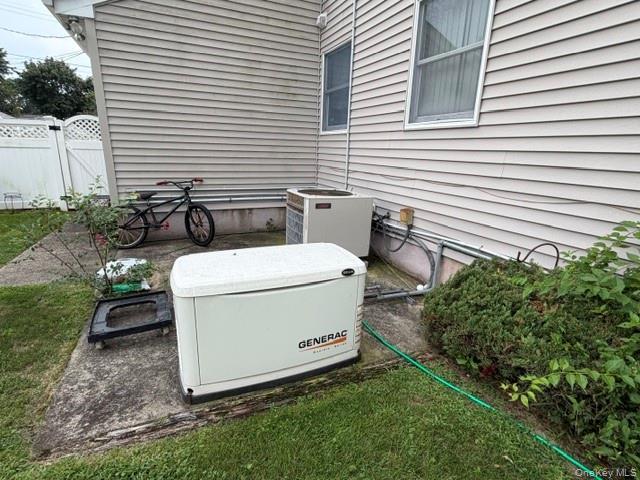 Single Family Jersey Street Suffolk County, NY 11729, MLS-1047348-27