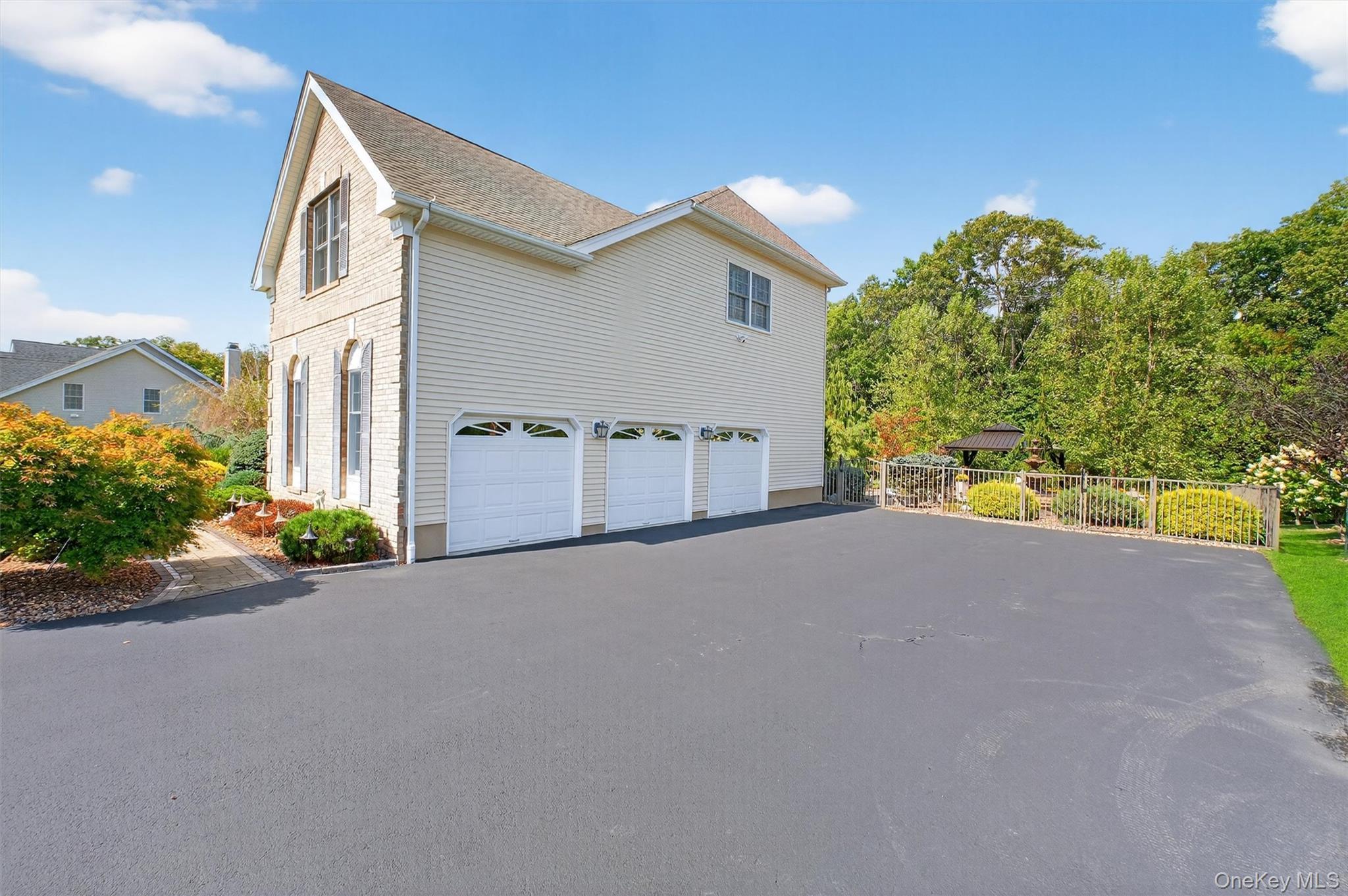 Single Family Shamrock Hills Drive Dutchess County, NY 12590, MLS-1047350-48