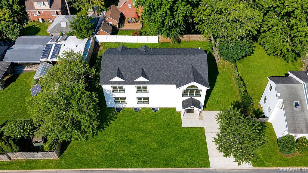 Single Family Ferraris Street  Suffolk County, NY 11726, MLS-1047354-10