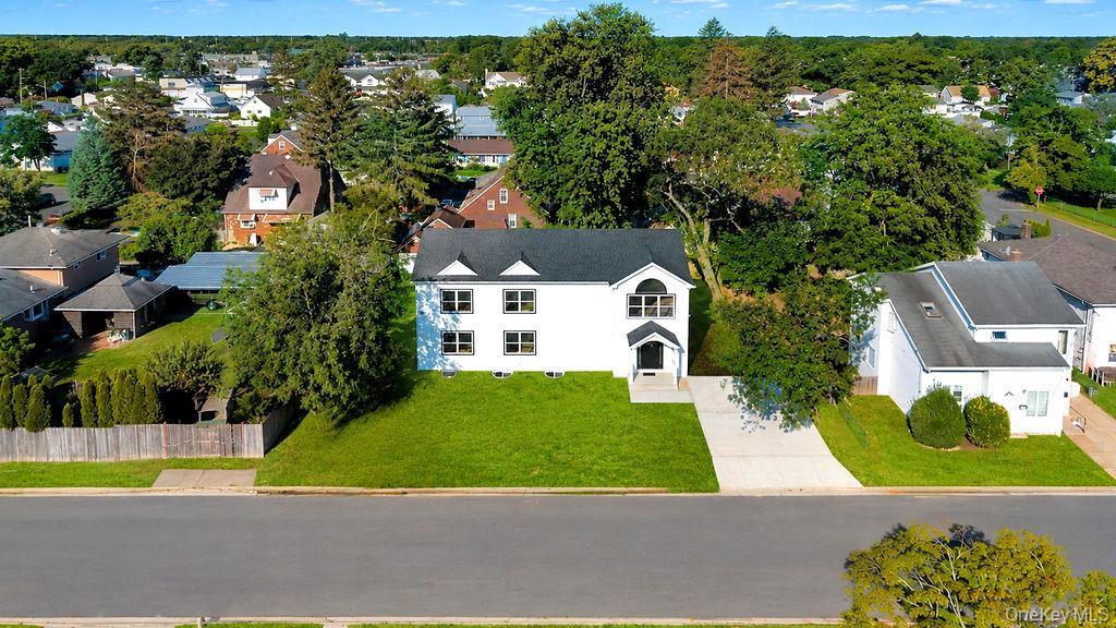 Single Family Ferraris Street  Suffolk County, NY 11726, MLS-1047354-11