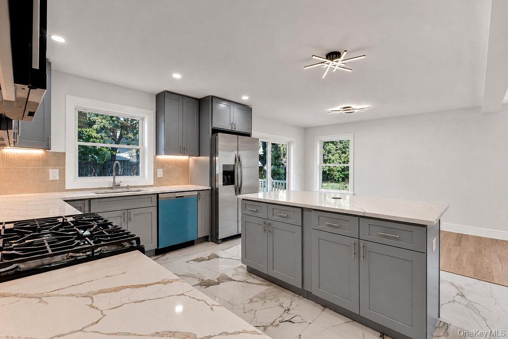 Single Family Ferraris Street  Suffolk County, NY 11726, MLS-1047354-16