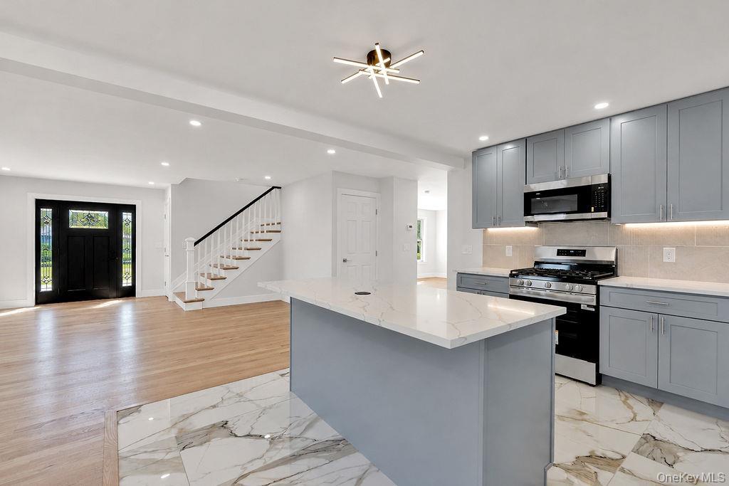 Single Family Ferraris Street  Suffolk County, NY 11726, MLS-1047354-17