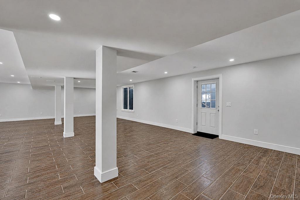 Single Family Ferraris Street  Suffolk County, NY 11726, MLS-1047354-29