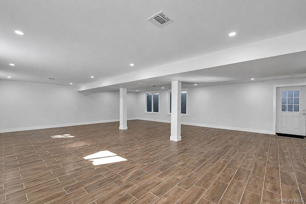 Single Family Ferraris Street  Suffolk County, NY 11726, MLS-1047354-30