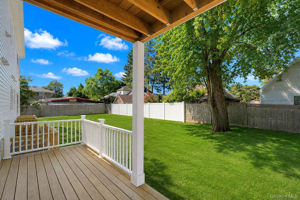 Single Family Ferraris Street  Suffolk County, NY 11726, MLS-1047354-8