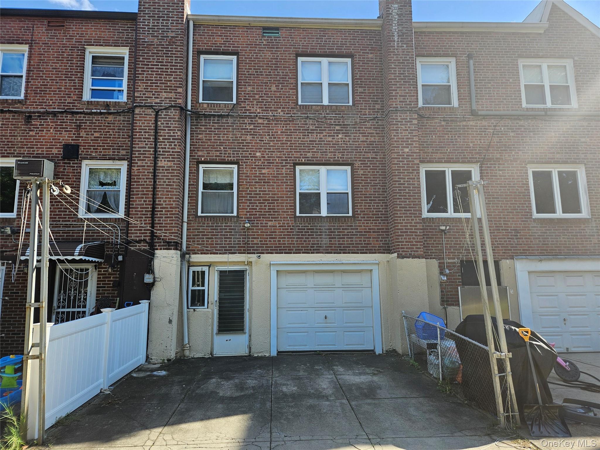 Single Family 77th Avenue Queens, NY 11385, MLS-1047359-15