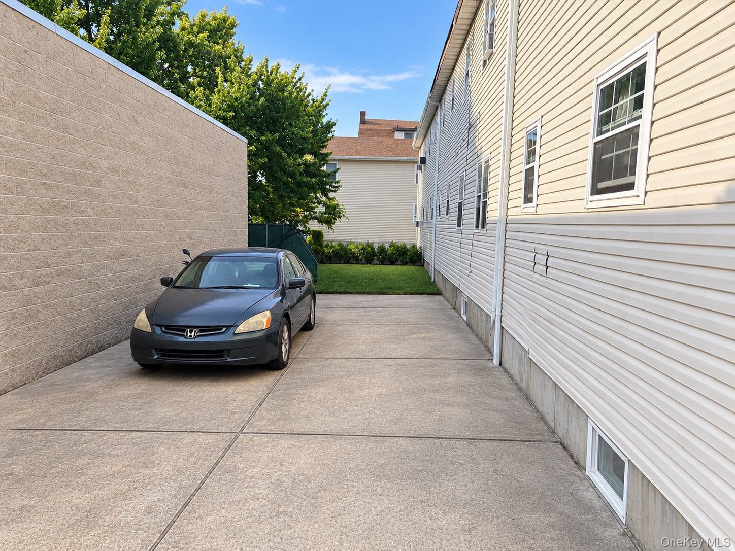 Single Family Beach 66th Street  Queens, NY 11692, MLS-1047364-9