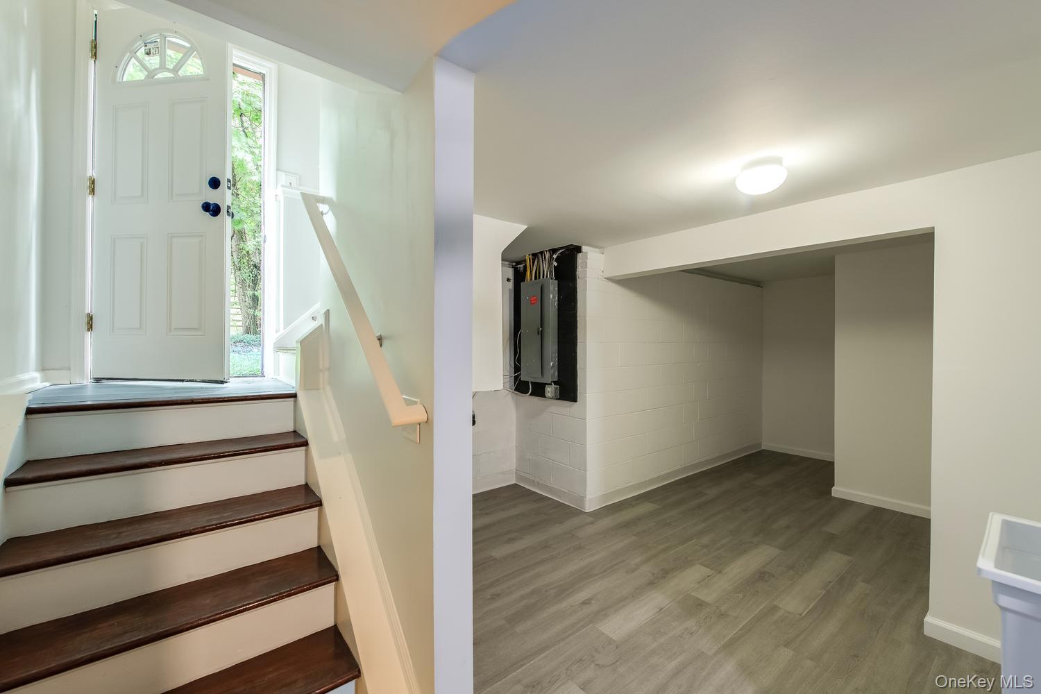 Single Family Horizon Hill Drive Dutchess County, NY 12603, MLS-1047372-29