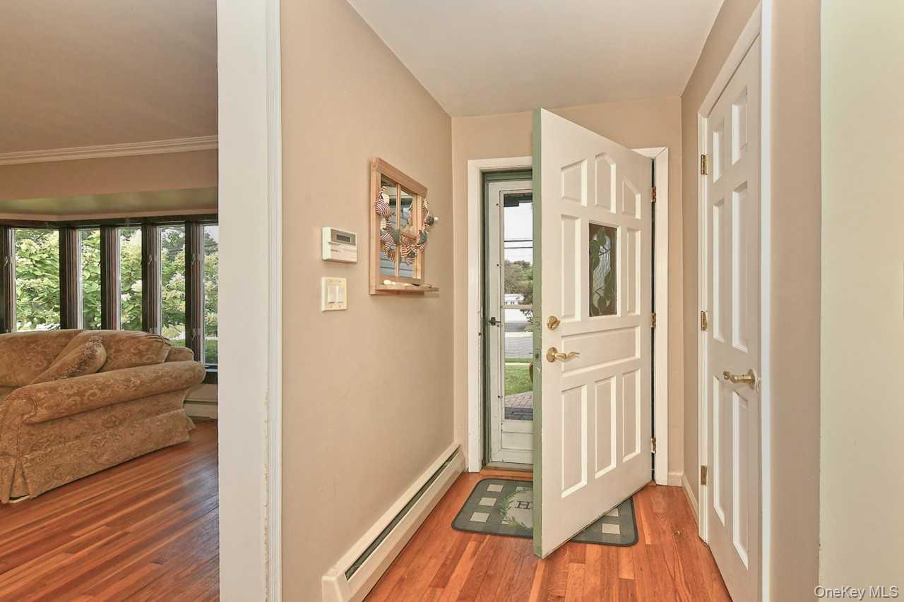 Single Family Van Nostrand Avenue Nassau County, NY 11566, MLS-1047378-5