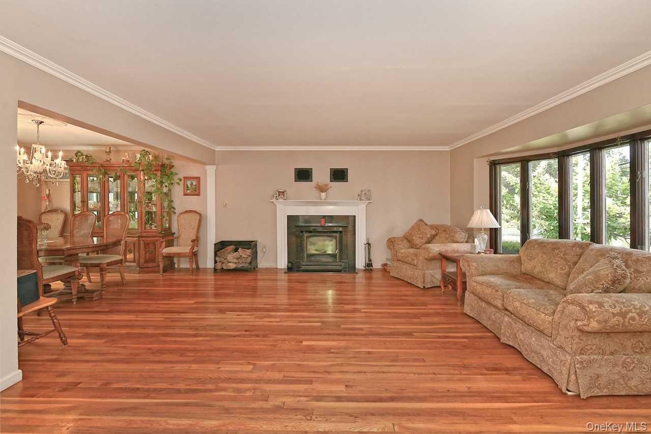 Single Family Van Nostrand Avenue Nassau County, NY 11566, MLS-1047378-6