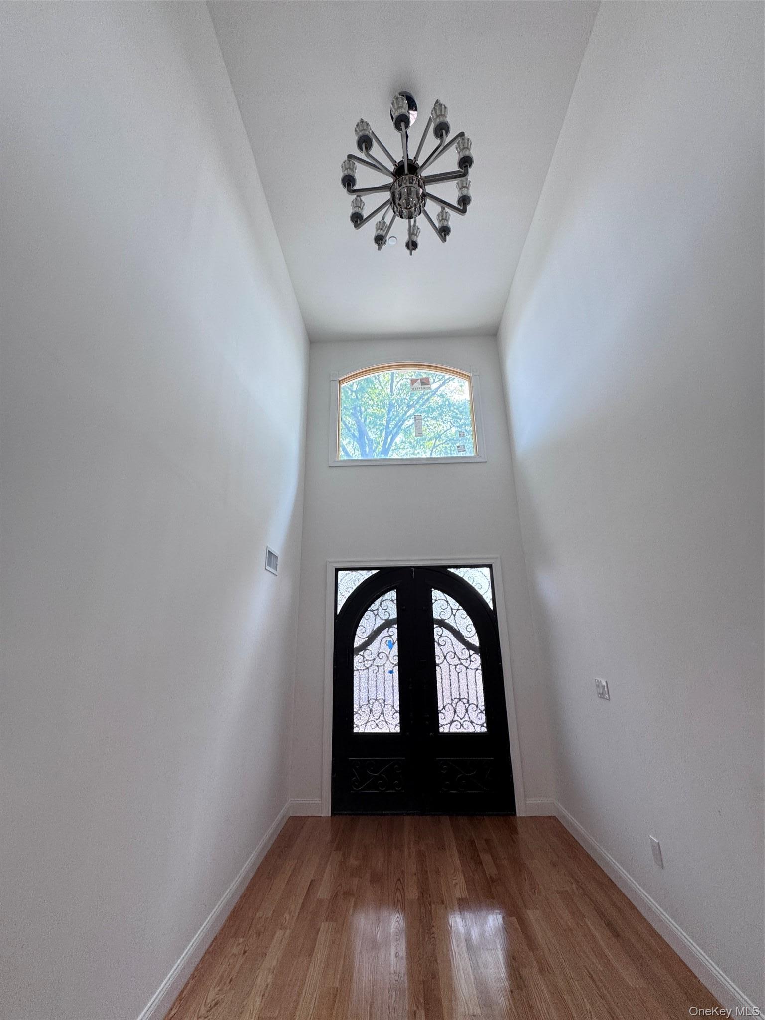 Single Family 22nd Ave Queens, NY 11357, MLS-1047383-16