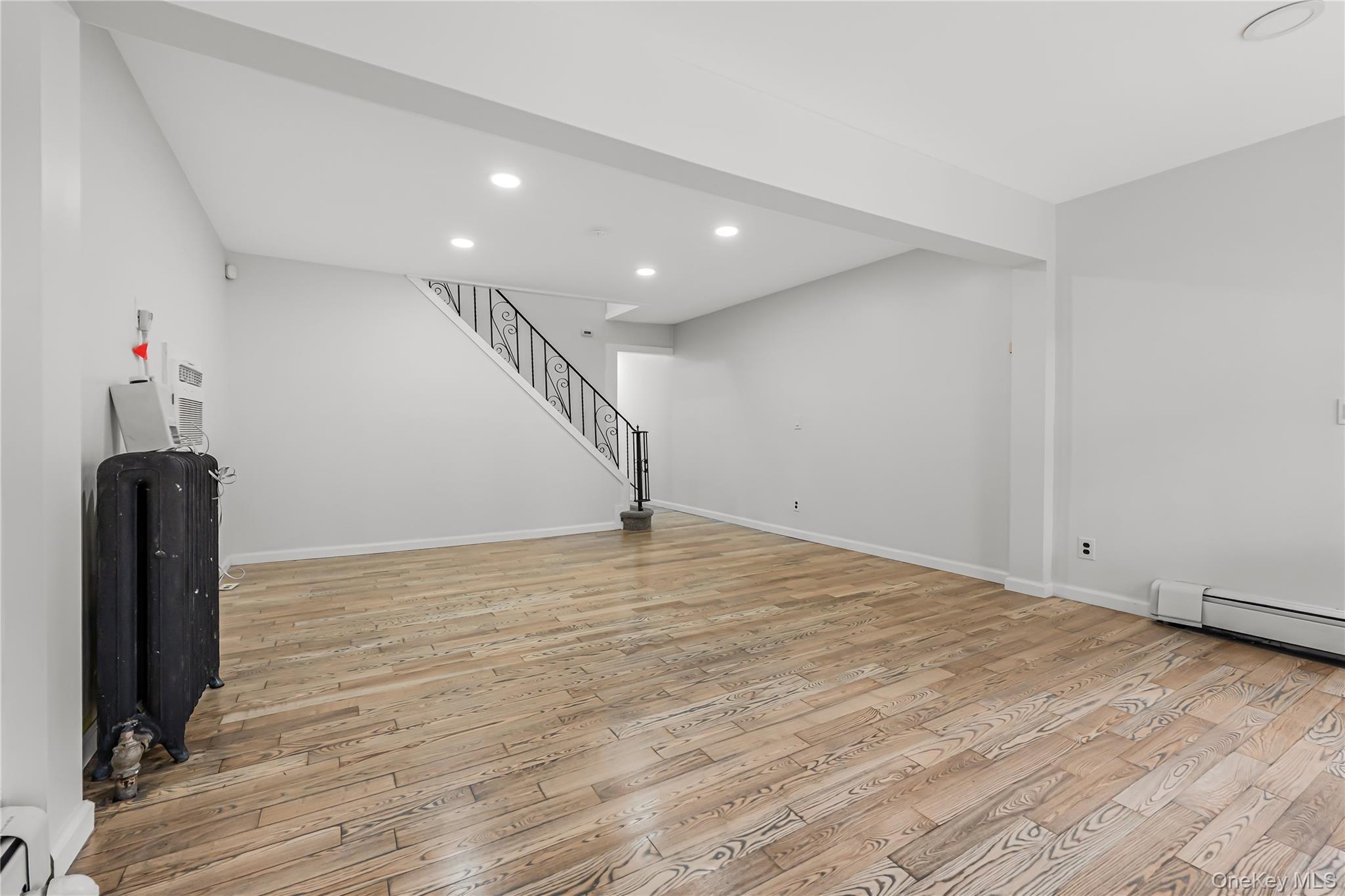 Single Family 103rd Road Queens, NY 11433, MLS-1047414-36