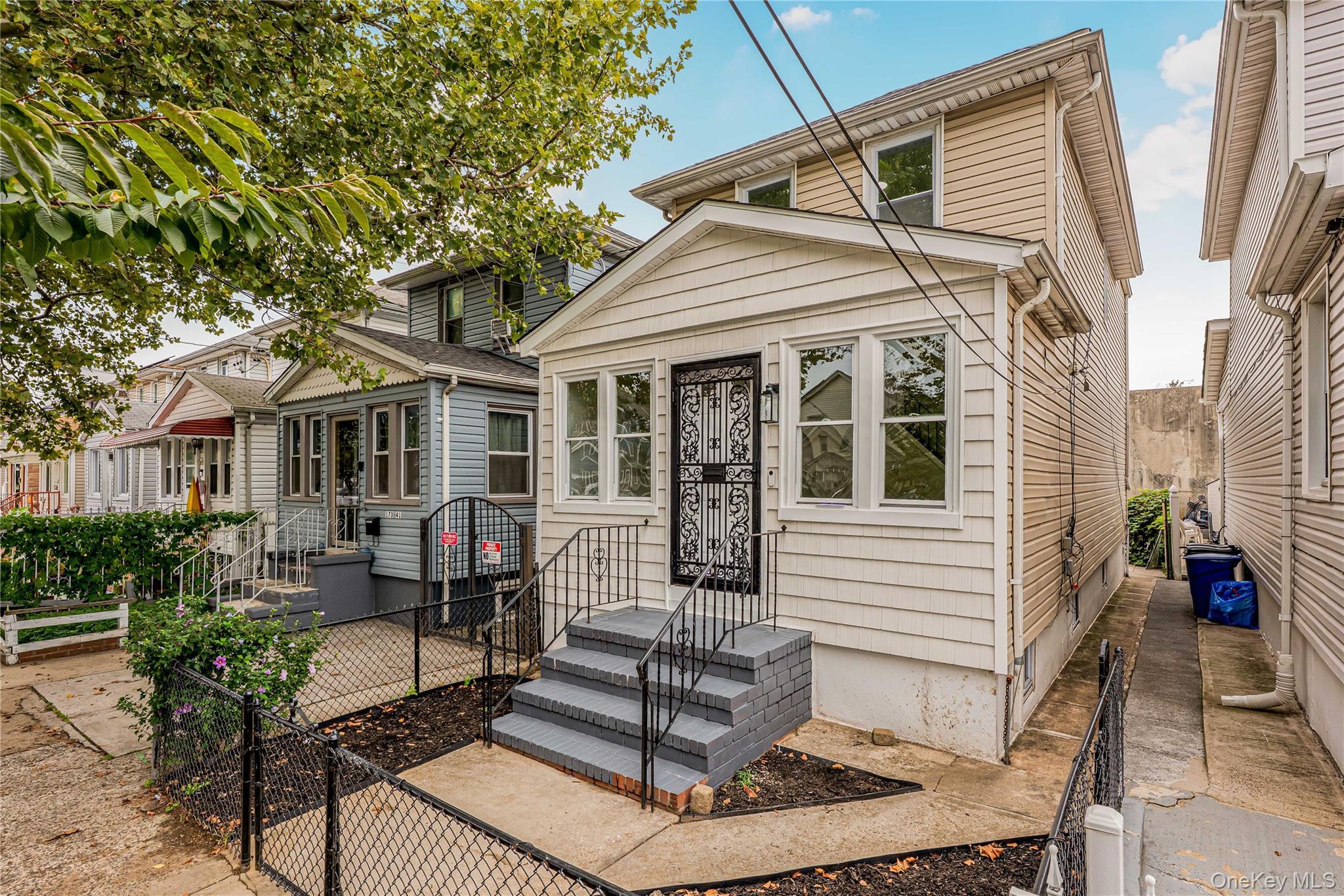Single Family 103rd Road  Queens, NY 11433, MLS-1047414-46
