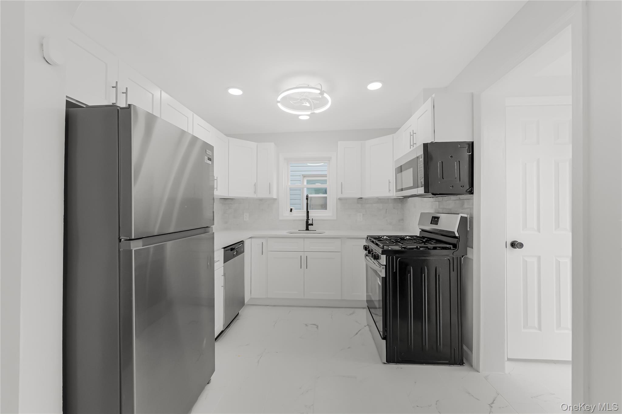 Single Family 103rd Road Queens, NY 11433, MLS-1047414-8